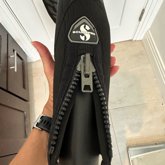 Women's Black SCUBAPRO Everflex Wetsuit 7/5mm Small/Tall - Picture 12 of 15